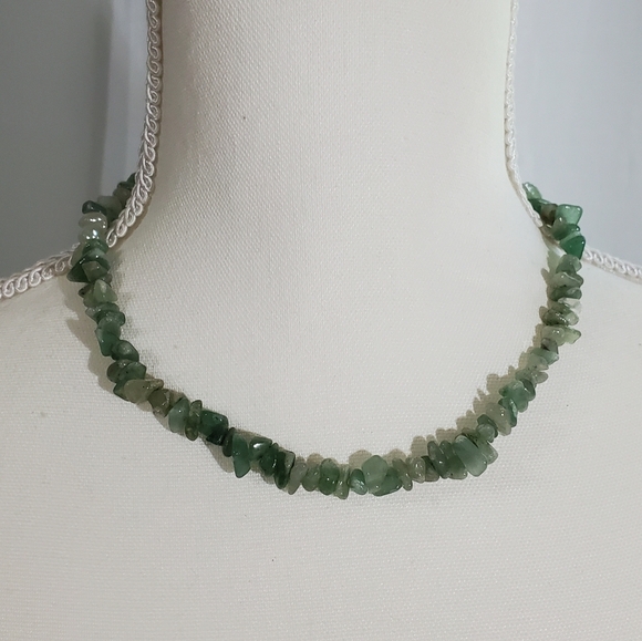 ⛔️SOLD⛔️ Jade Necklace With Extender - Picture 2 of 4